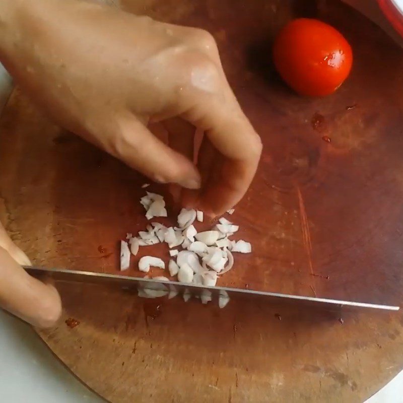 Step 1 Prepare the ingredients for Tomato Rice Noodles with Minced Meat