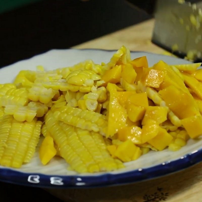 Step 1 Prepare the ingredients for Corn and Mango Smoothie