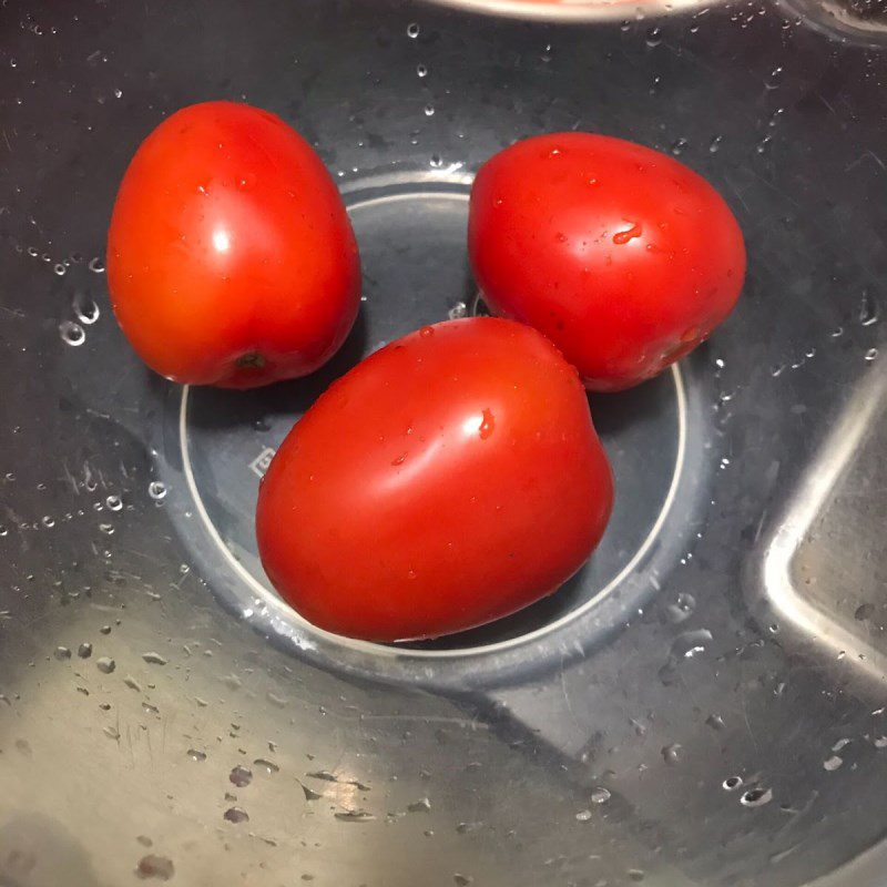 Step 1 Prepare Ingredients for Tomato Smoothie