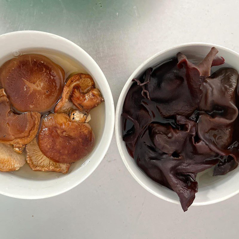 Step 1 Prepare Ingredients for Steamed Snail Cake