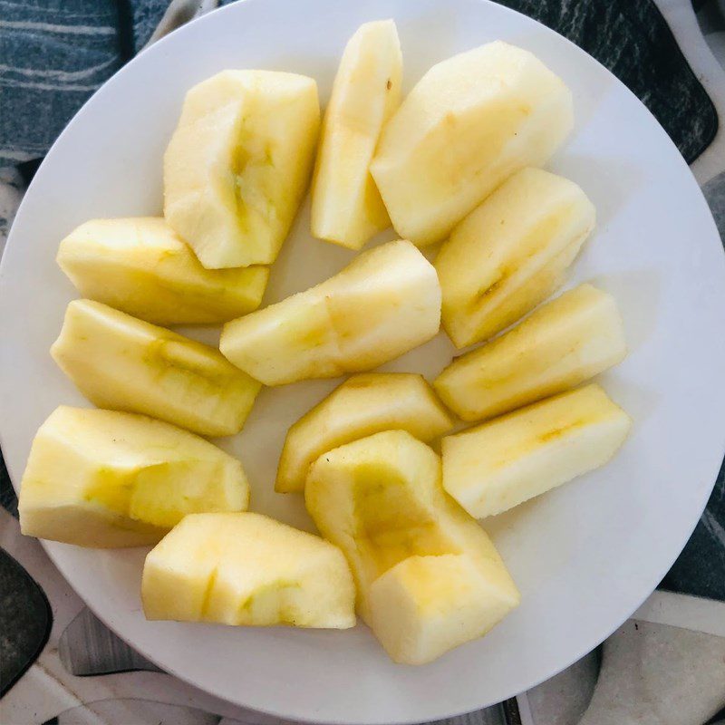 Step 1 Prepare the ingredients for the green apple juice