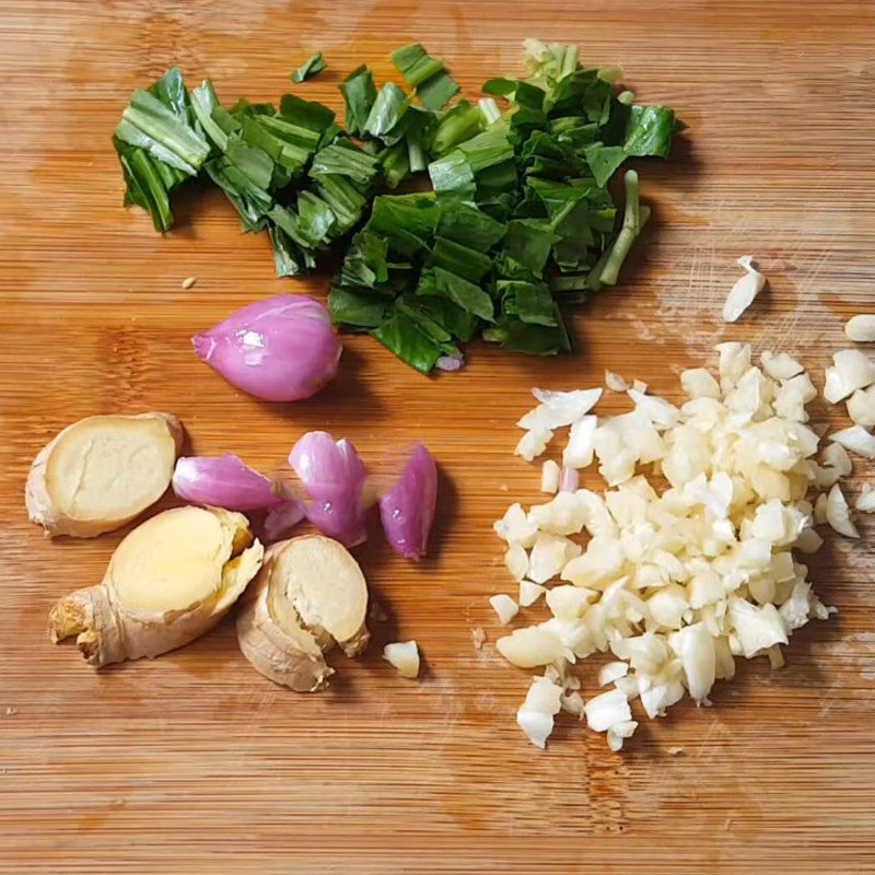 Step 3 Preparing other ingredients Chicken hotpot with giang leaves