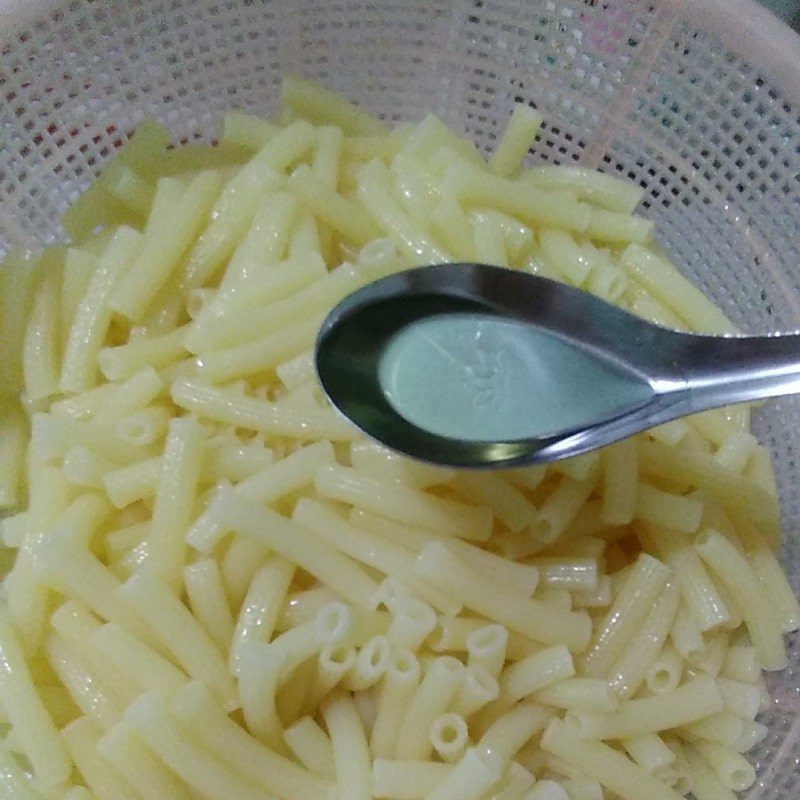 Step 2 Prepare other ingredients for pork ribs soup