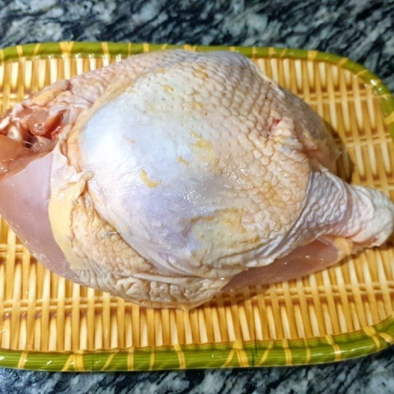 Step 2 Prepare other ingredients Chicken cooked in jelly with wood ear mushrooms and shiitake mushrooms