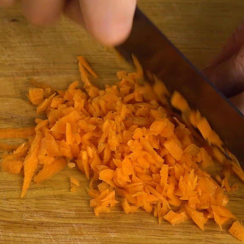 Step 1 Prepare the filling ingredients for the Dumplings (fried pastry) with meat filling using an air fryer