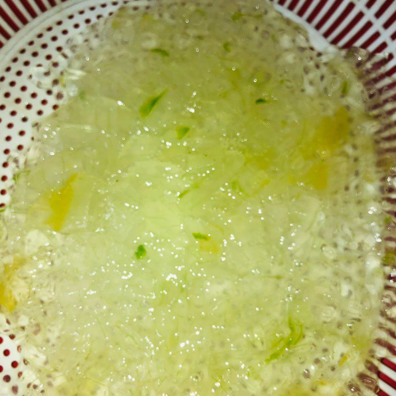 Step 1 Prepare aloe vera Yogurt cheese aloe vera