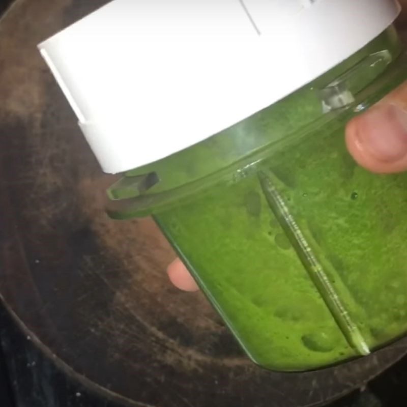 Step 2 Prepare the Malabar spinach Chicken and Malabar Spinach Porridge for weaning