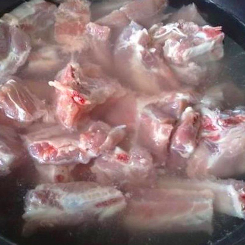 Step 1 Prepare the ribs Ribs cooked with pate and sausage