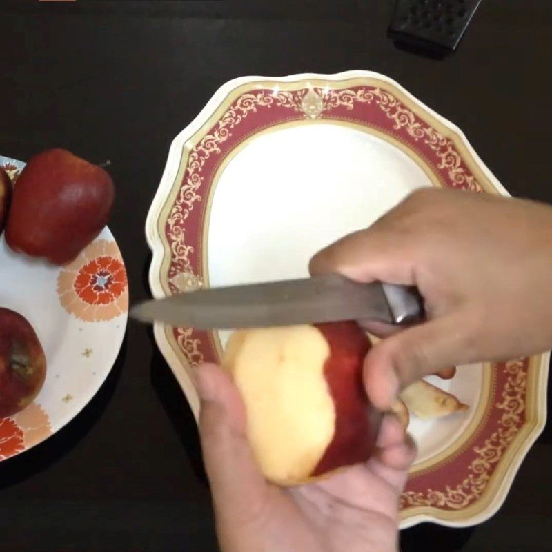 Step 1 Prepare the apples for Cinnamon Apple Syrup