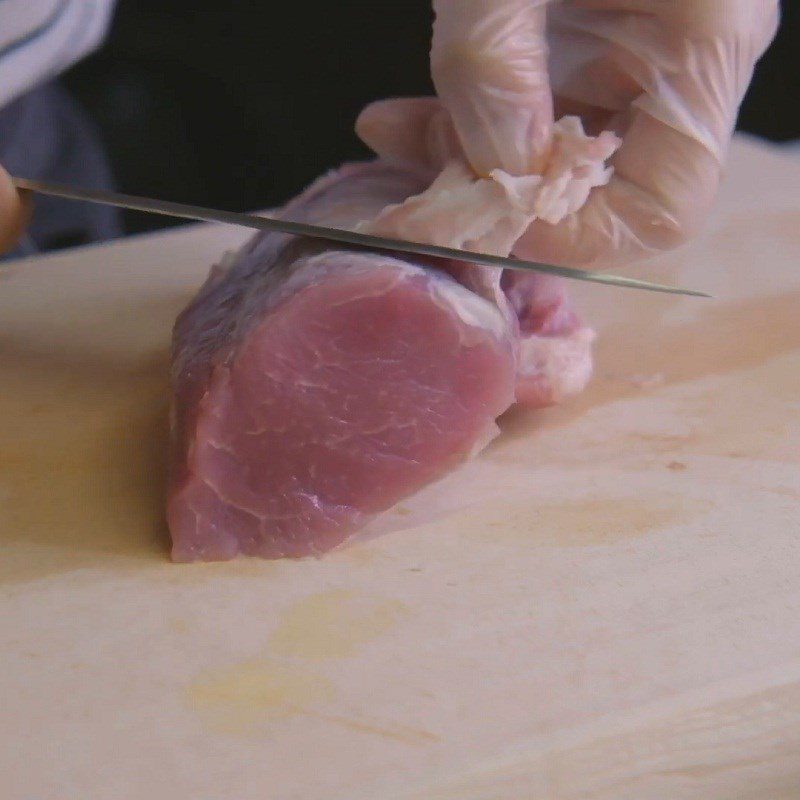 Step 1 Prepare the pork for Stir-fried Udon Noodles