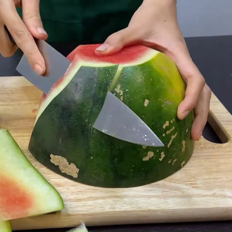 Step 1 Prepare pineapple and watermelon Pineapple Watermelon Smoothie