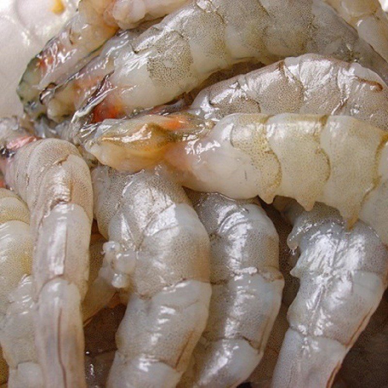 Step 1 Prepare shrimp for Pumpkin Shrimp Porridge using a multifunctional blender