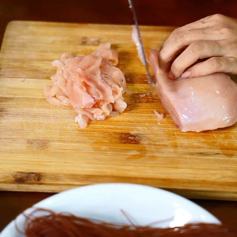 Step 1 Preprocessing chicken breast Brown rice noodle chicken breast