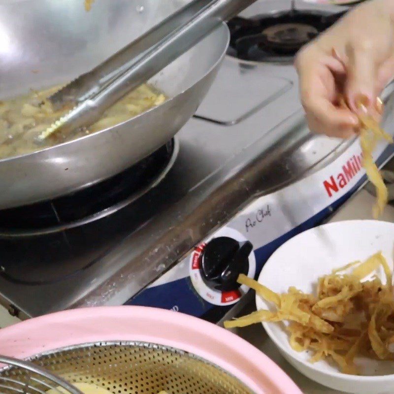 Step 2 Prepare and fry the vegetarian short ribs for Young Tamarind Salad with Vegetarian Short Ribs