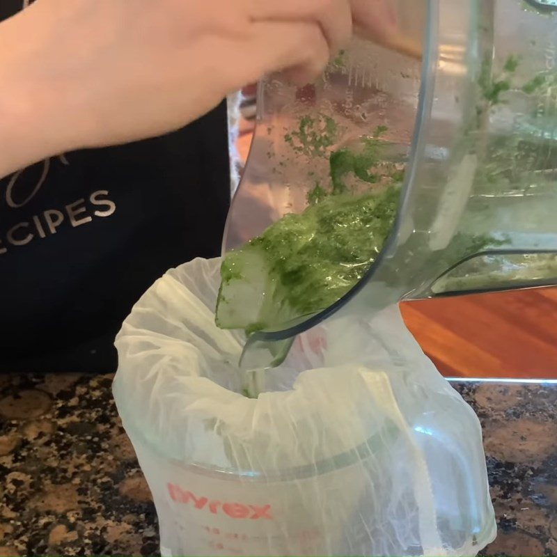 Step 2 Filter colored jelly water with many colors