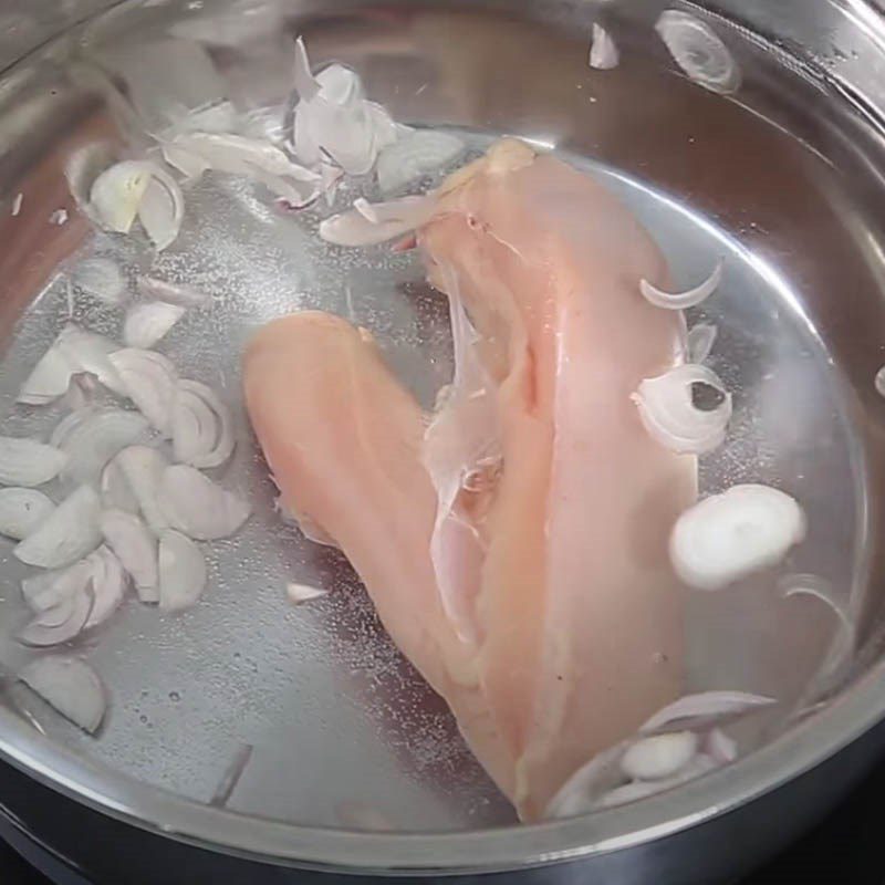 Step 2 Prepare and boil the chicken for Chicken Jerky using a microwave
