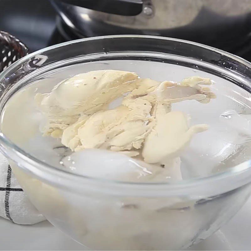 Step 2 Prepare and boil the chicken for Chicken Jerky using a microwave