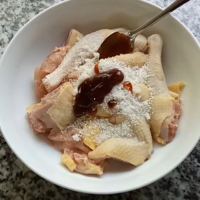 Step 1 Prepare and marinate the chicken Chicken Sliced Dough Cake