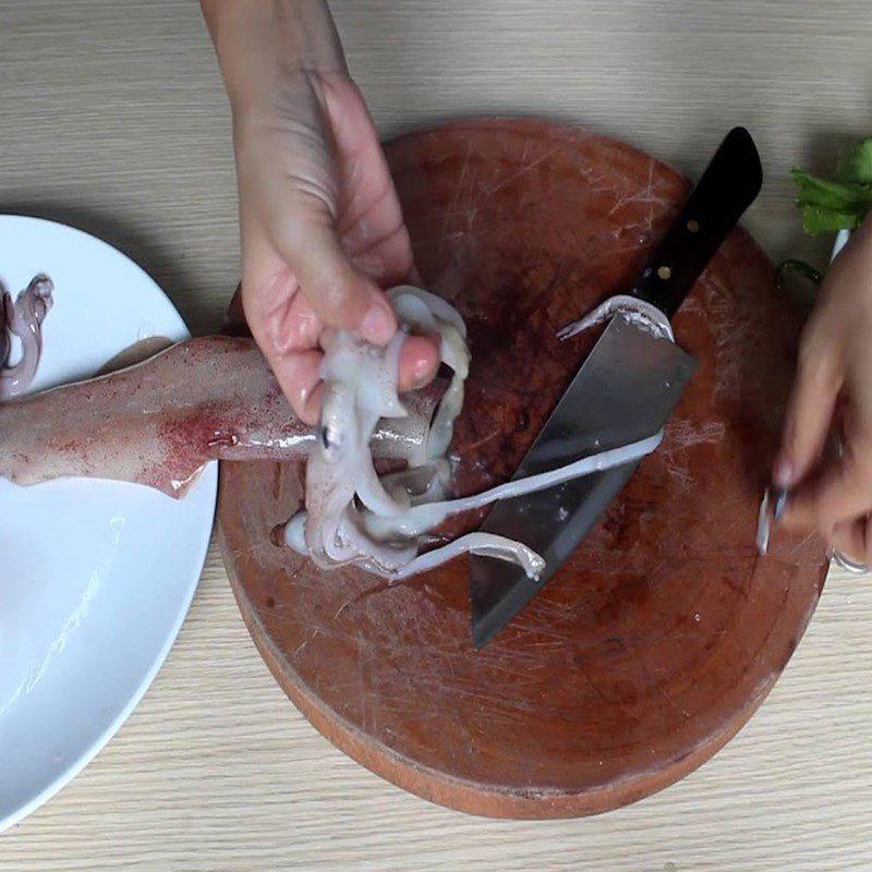 Step 1 Prepare and marinate the squid Grilled Lemongrass Squid