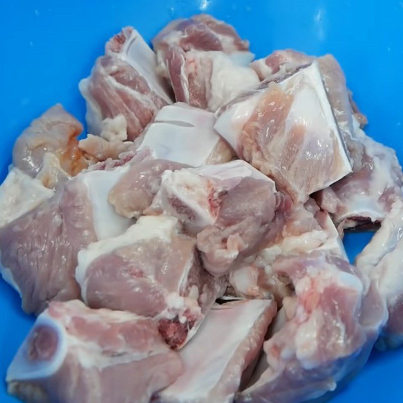 Step 1 Prepare and Marinate the Ribs for Pork Rib Porridge using a Pressure Cooker
