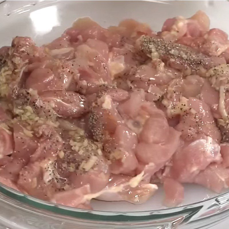 Step 1 Prepare and Marinate the Chicken Stir-Fried Chicken with Betel Leaves