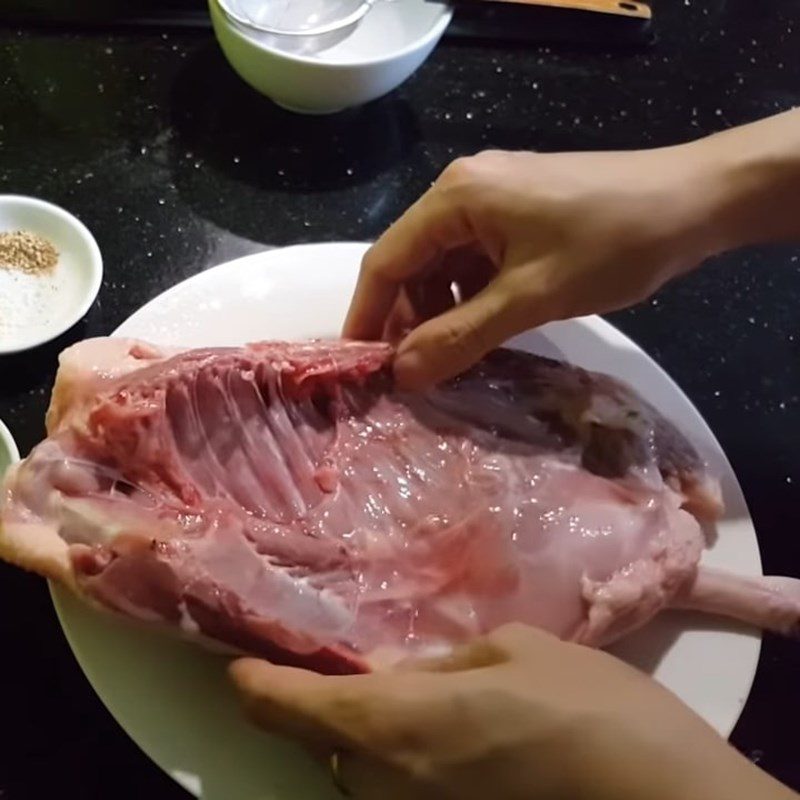 Step 1 Prepare and Marinate the Duck for Lemon Steamed Duck