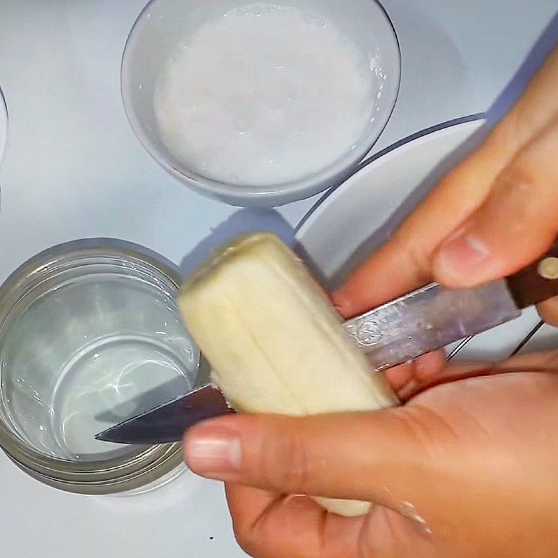 Step 1 Prepare and Blend the Bananas Banana Ice Cream from Sticky Rice Flour