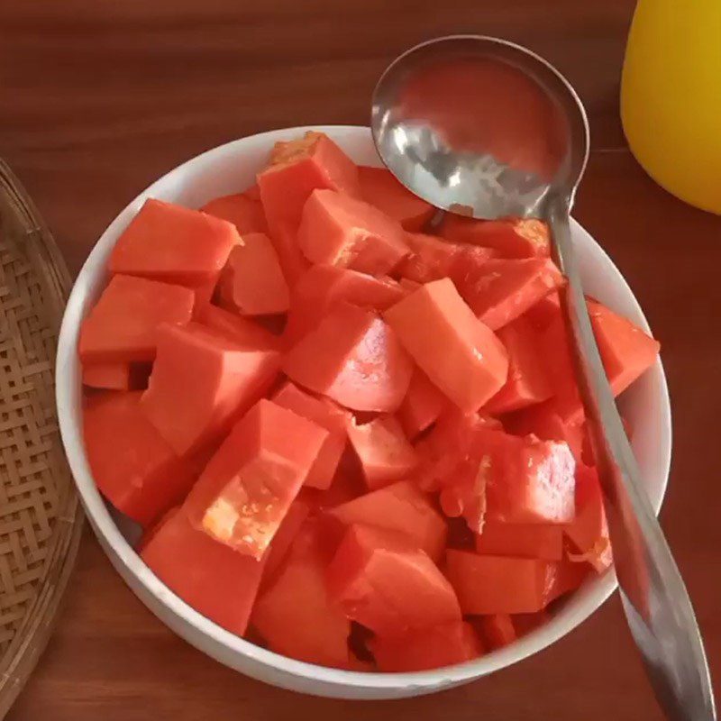 Step 1 Prepare and Blend Papaya for Papaya Ice Cream