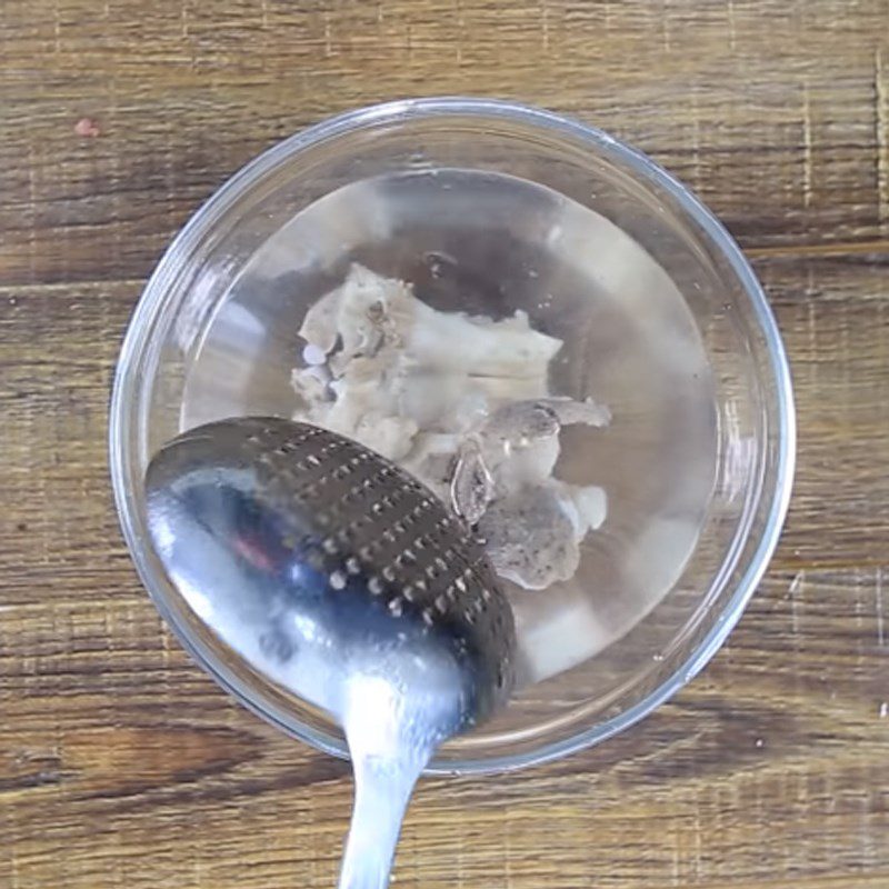 Step 1 Prepare pork bone marrow for Pork Bone Pho