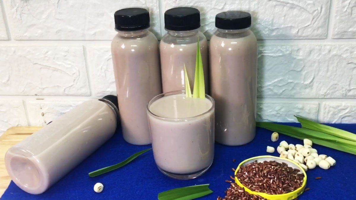 6 ways to make nutritious and delicious brown rice milk for weight loss, suitable for both mother and baby 15 Brown rice milk with lotus seeds