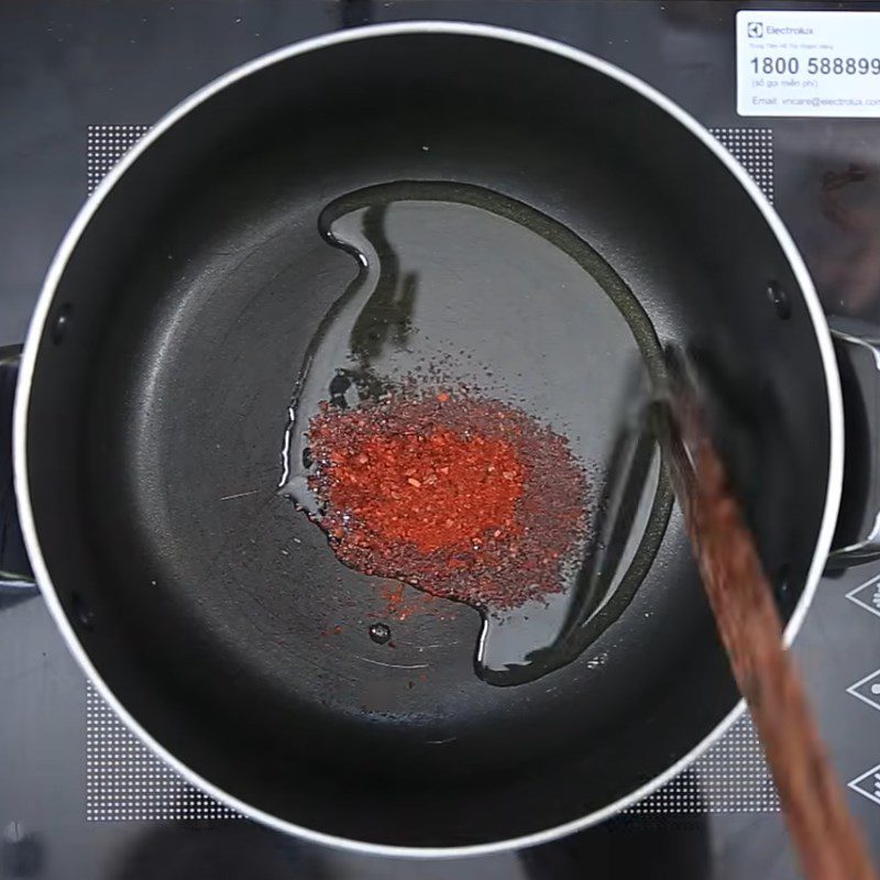 Step 4 Cook soup Spicy Korean Beef Soup