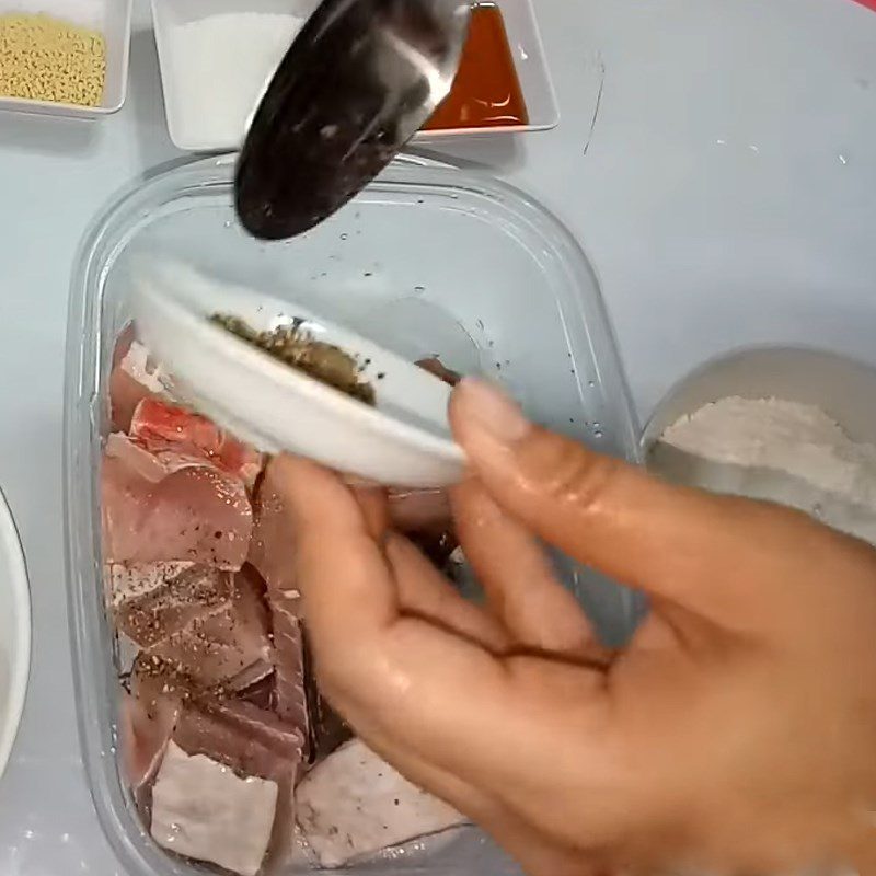 Step 2 Coat the Stingray with Flour Fried Stingray with Fish Sauce