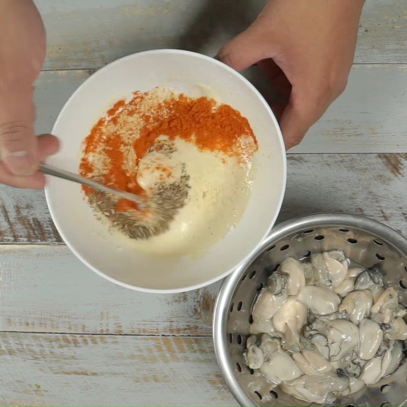 Step 3 Batter and fry the oysters Sweet and sour stir-fried oysters