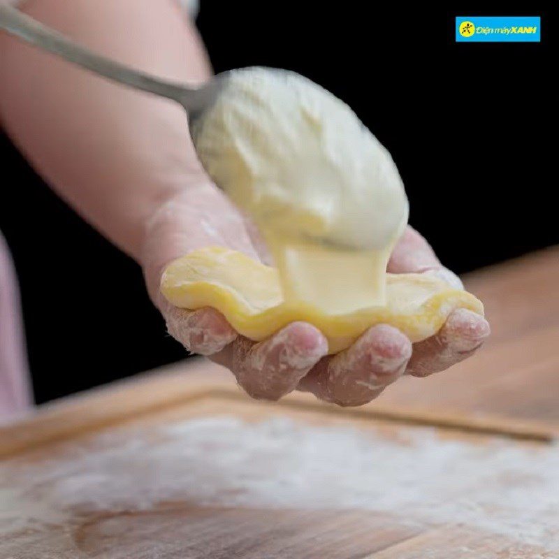 Step 4 Shaping the Cake Durian Cream Mochi
