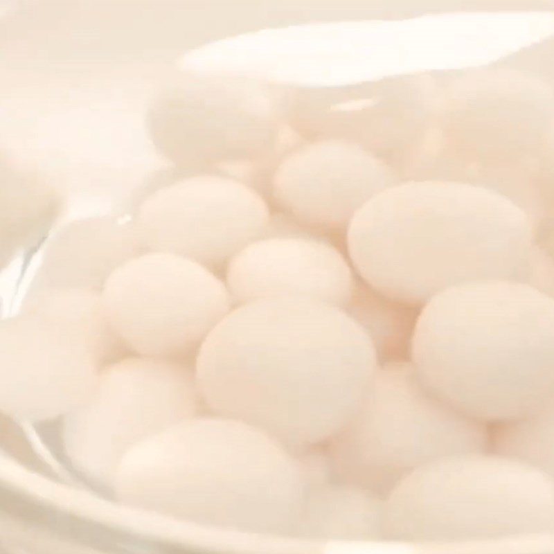 Step 2 Shape and boil the mochi for milk tea hot pot