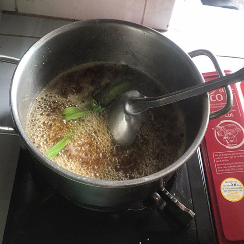Step 3 Making syrup for Che Banh Lot with Coconut Milk