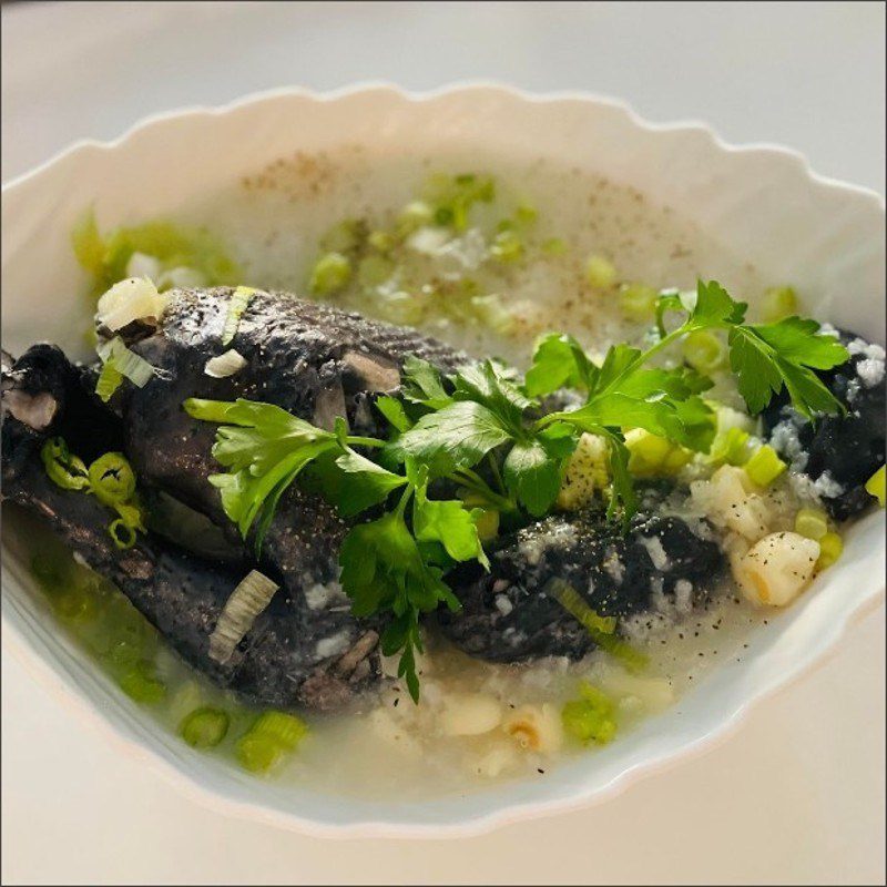 Step 3 Final Product Black chicken porridge with lotus seeds (recipe shared by user)