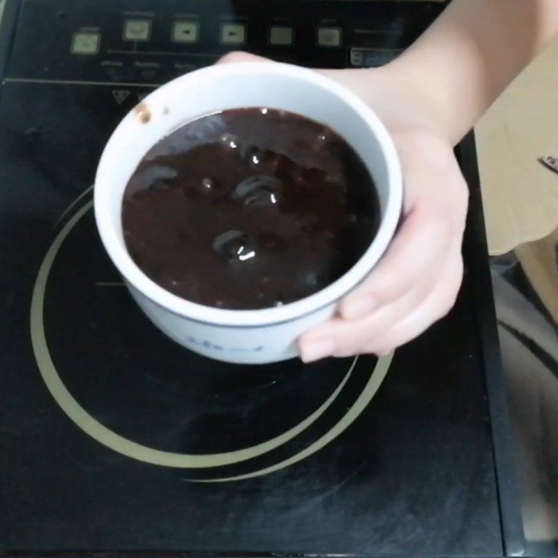 Step 6 Final Product Black tapioca pearls made from glutinous rice flour