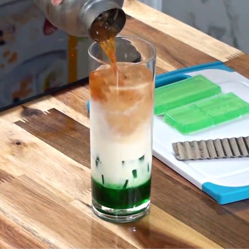 Step 5 Finished product Mint jelly milk tea