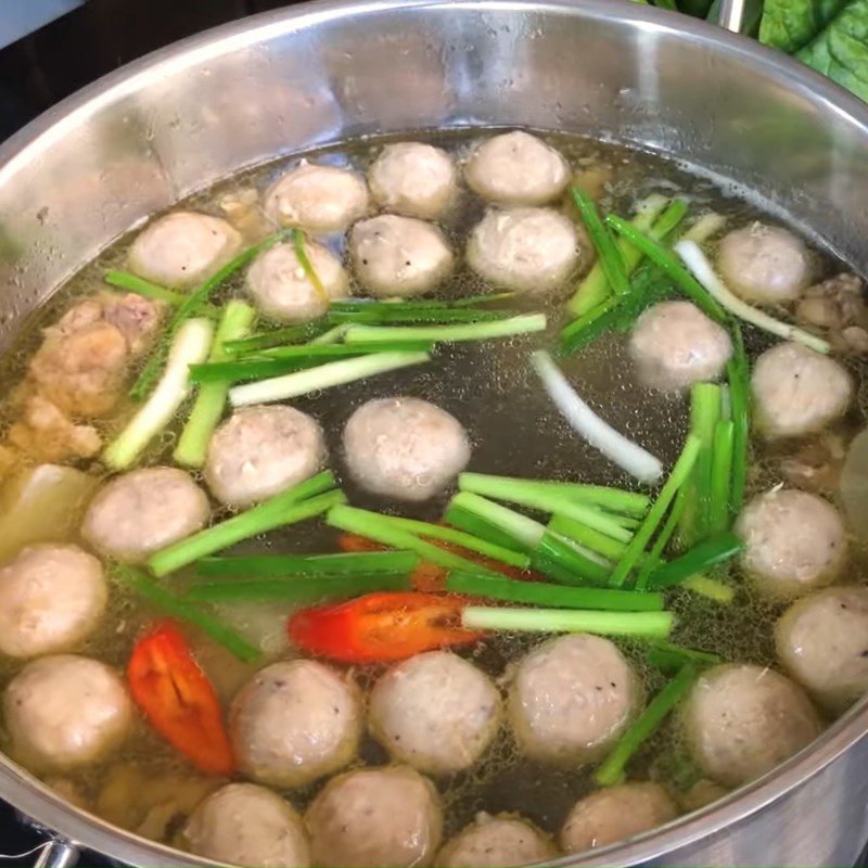 Step 5 Final product Spicy sour beef balls hot pot