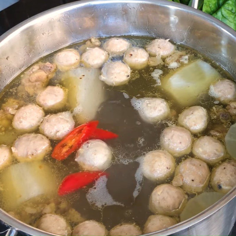 Step 5 Final product Spicy sour beef balls hot pot