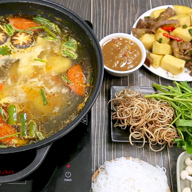 Step 6 Final Product Spicy Bamboo Shoot Beef Tendon Hot Pot