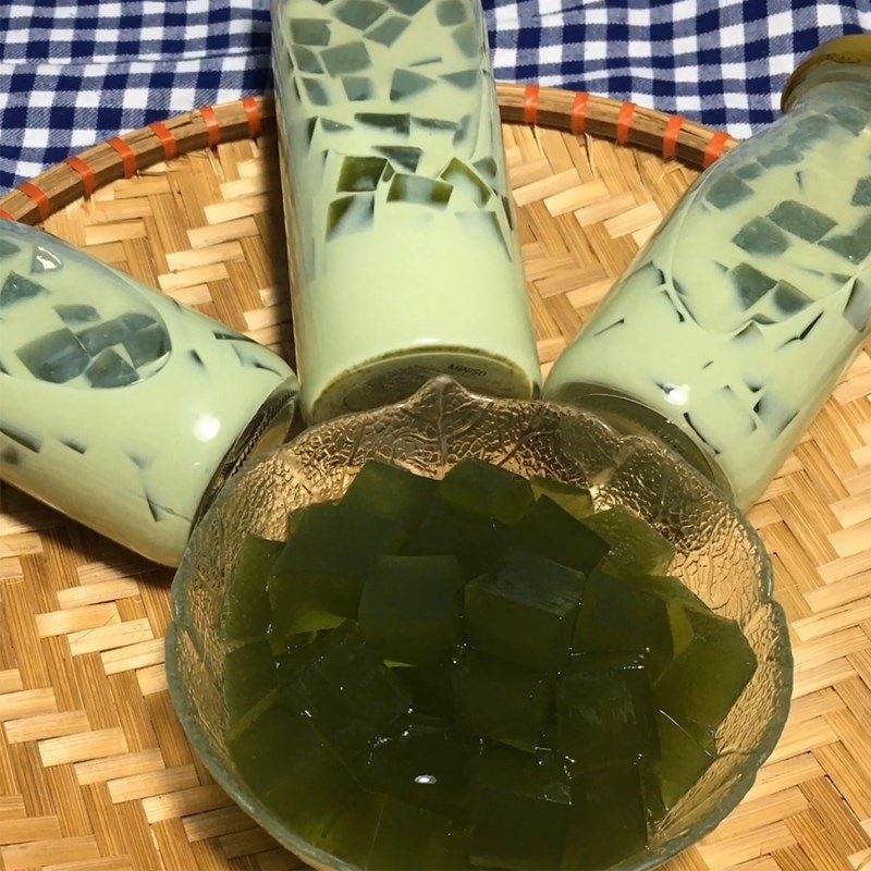 Step 5 Final Product Matcha Jelly Milk Tea