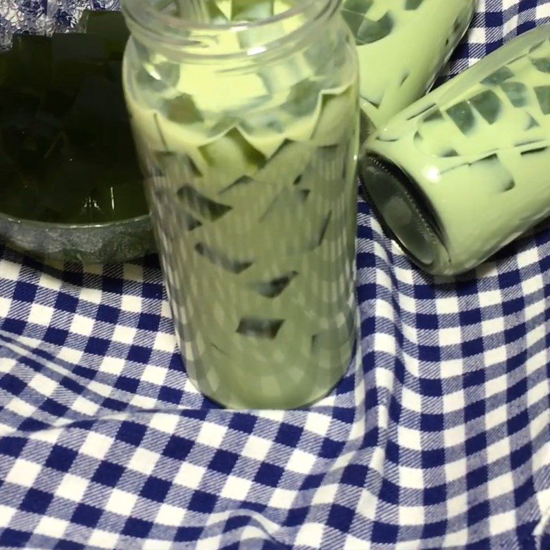 Step 5 Final Product Matcha Jelly Milk Tea