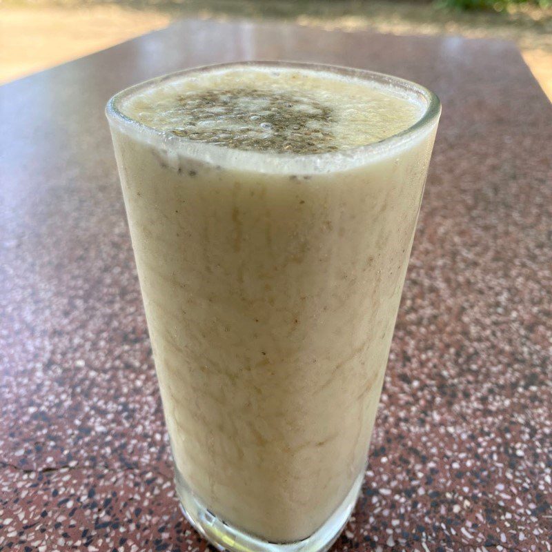 Step 4 Final Product Pineapple smoothie (fragrant) chia seeds