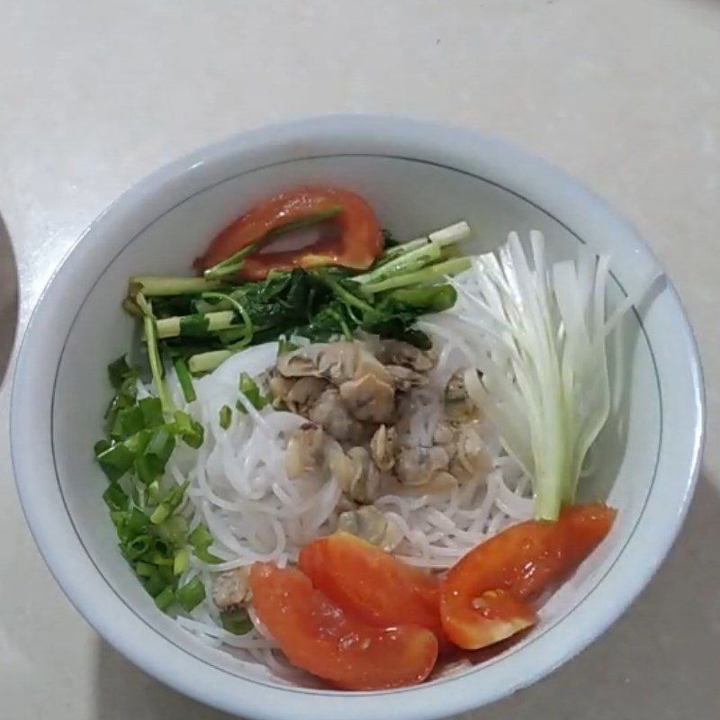 Step 5 Final Product Spicy and sour clam noodles