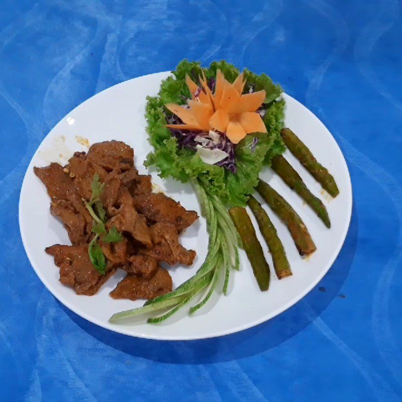 Step 4 Final Product Grilled beef with satay sauce