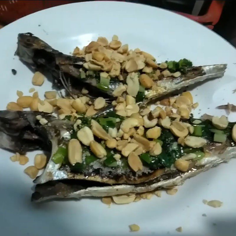 Step 4 Finished Product Grilled Snakehead Fish with Scallion Oil
