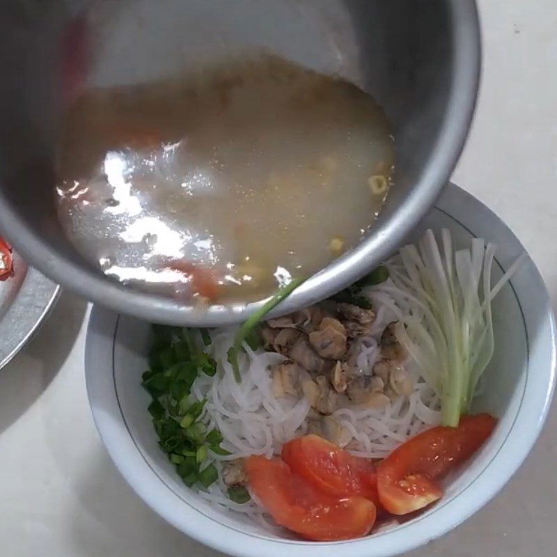 Step 5 Final Product Spicy and sour clam noodles