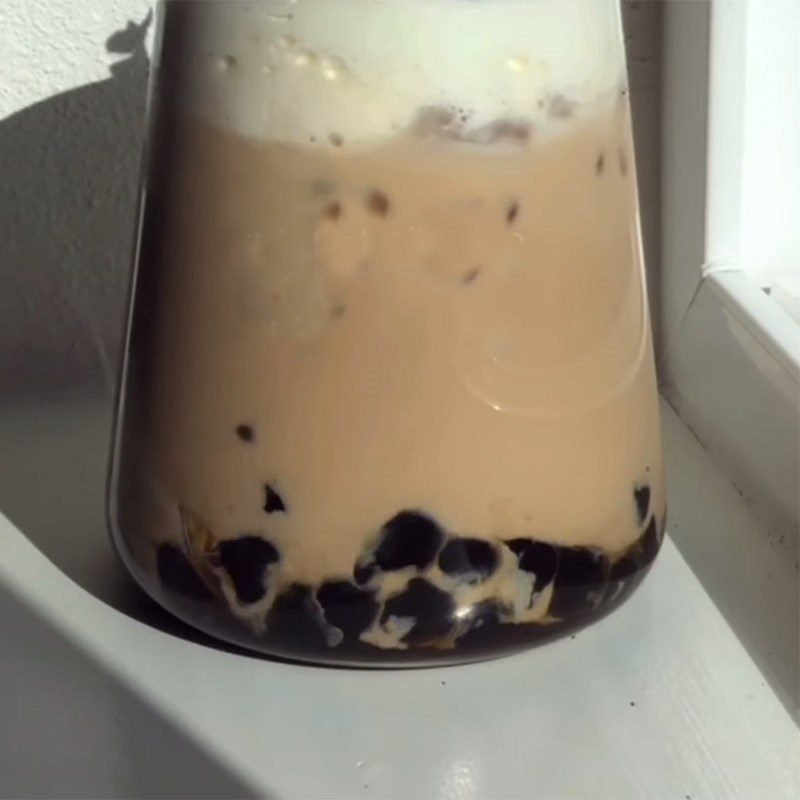 Step 4 Final Product Cheese Foam Milk Tea (without cream cheese)